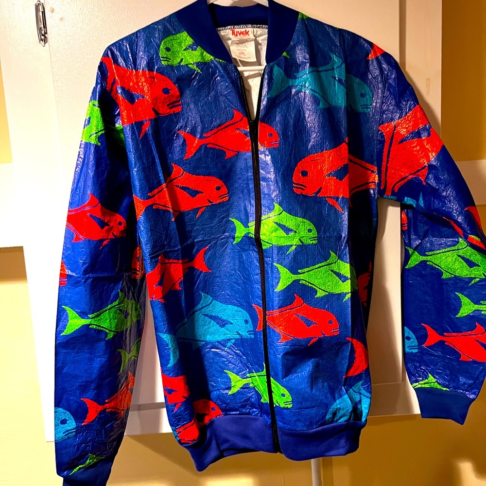 Bob chins windbreaker